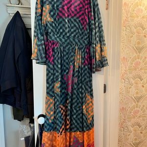 NWT Ted Baker dress size 4 (10-12)